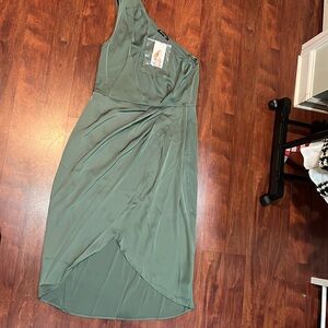 NWT size large pretty garden green one shoulder dress